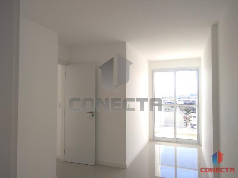 Apartamento à venda com 2 quartos, 63m² - Foto 3