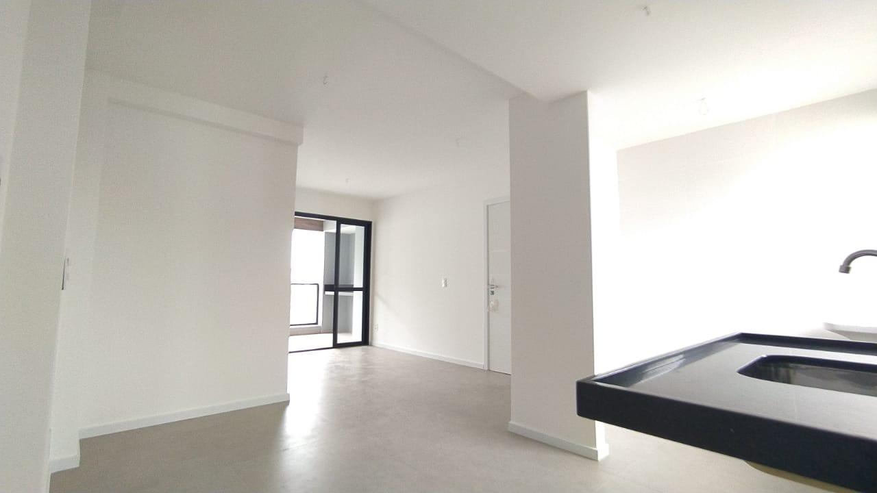 Apartamento à venda com 3 quartos, 76m² - Foto 6