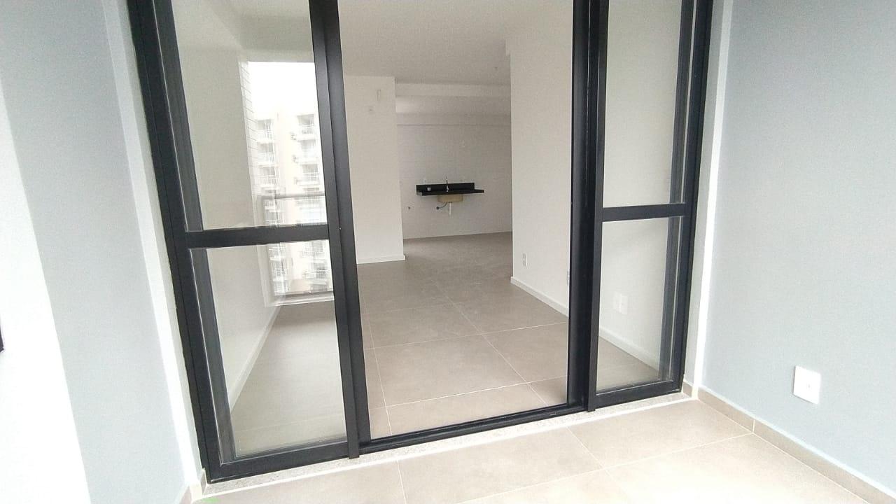 Apartamento à venda com 3 quartos, 76m² - Foto 5