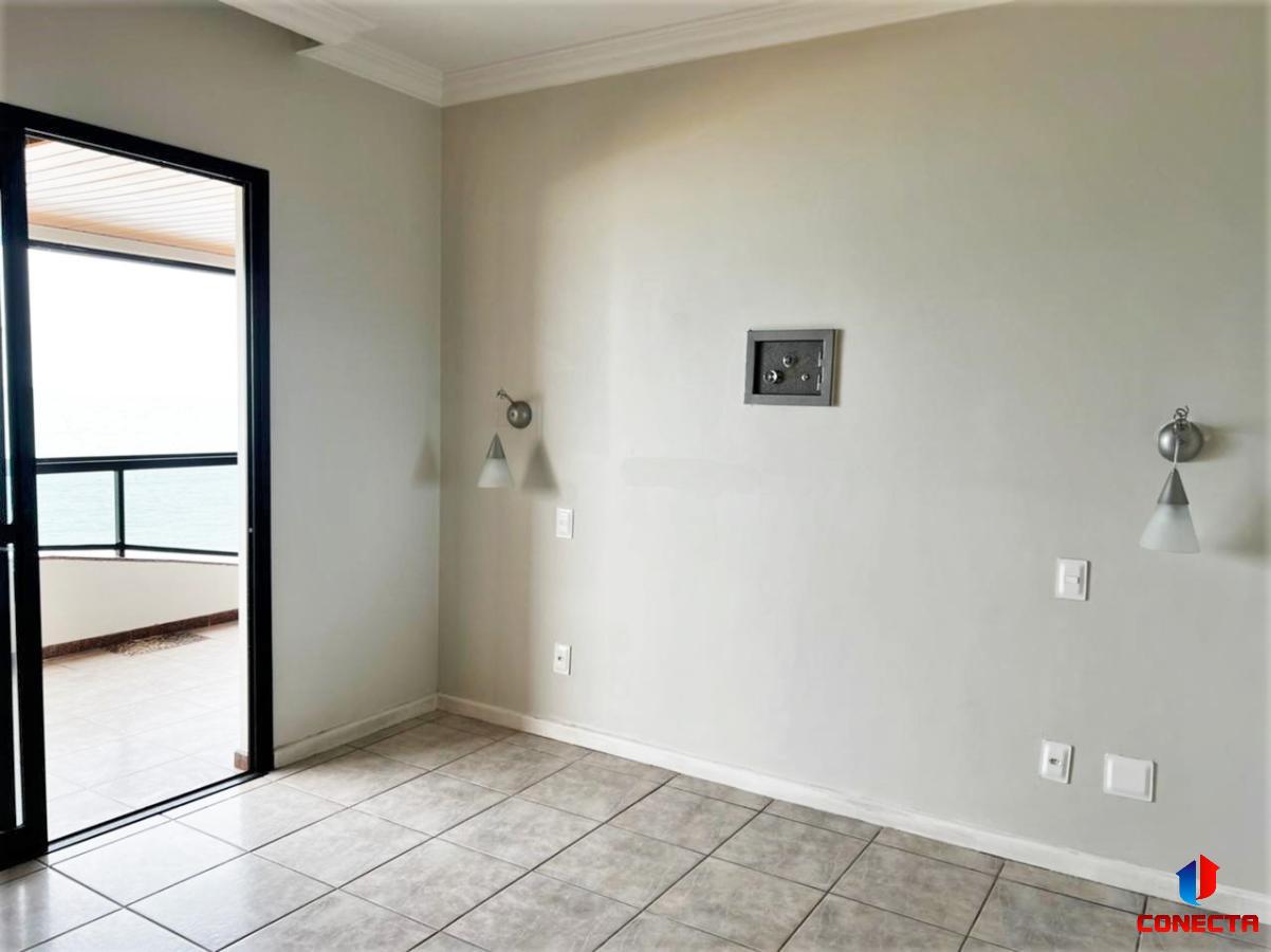 Apartamento à venda com 4 quartos, 214m² - Foto 3