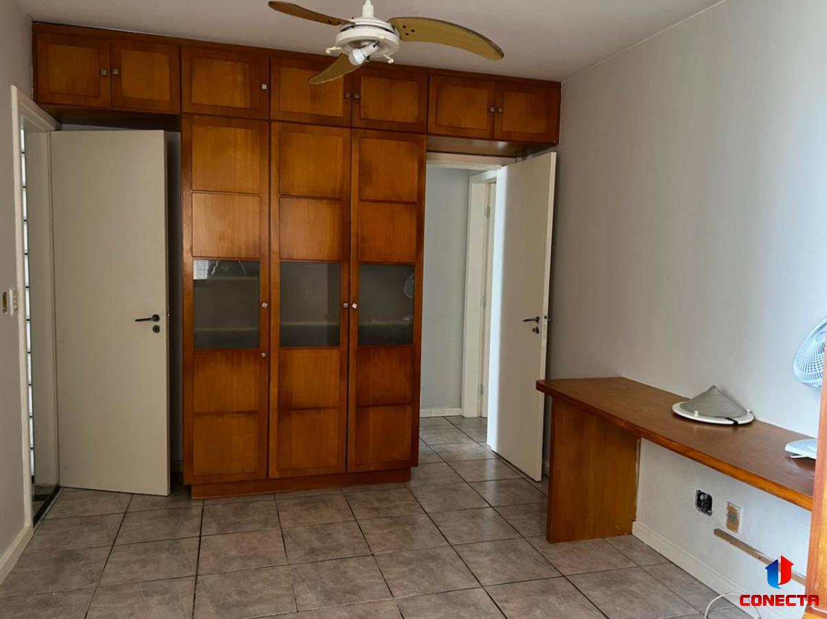 Apartamento à venda com 4 quartos, 214m² - Foto 8