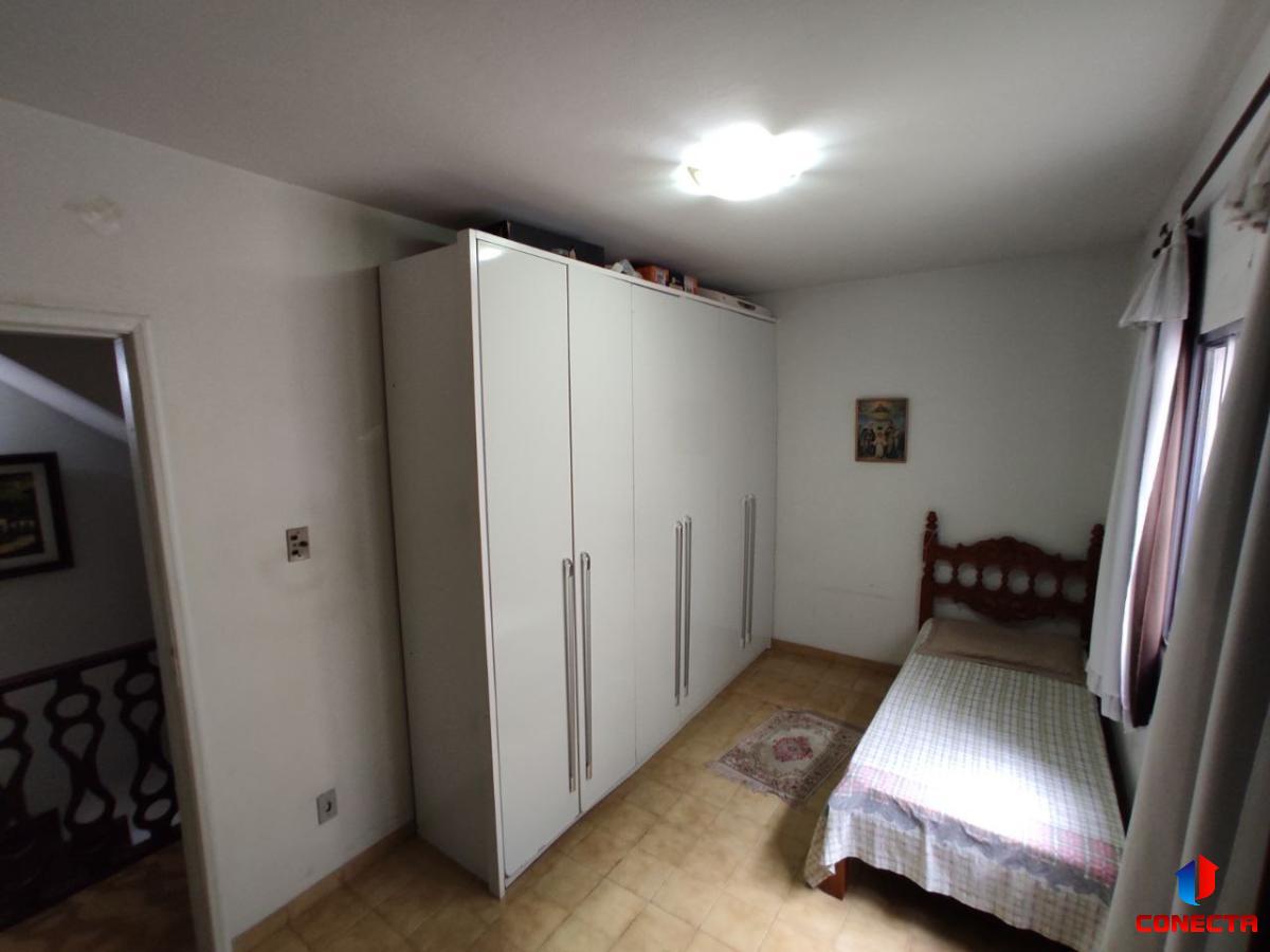 Casa à venda com 3 quartos, 210m² - Foto 24