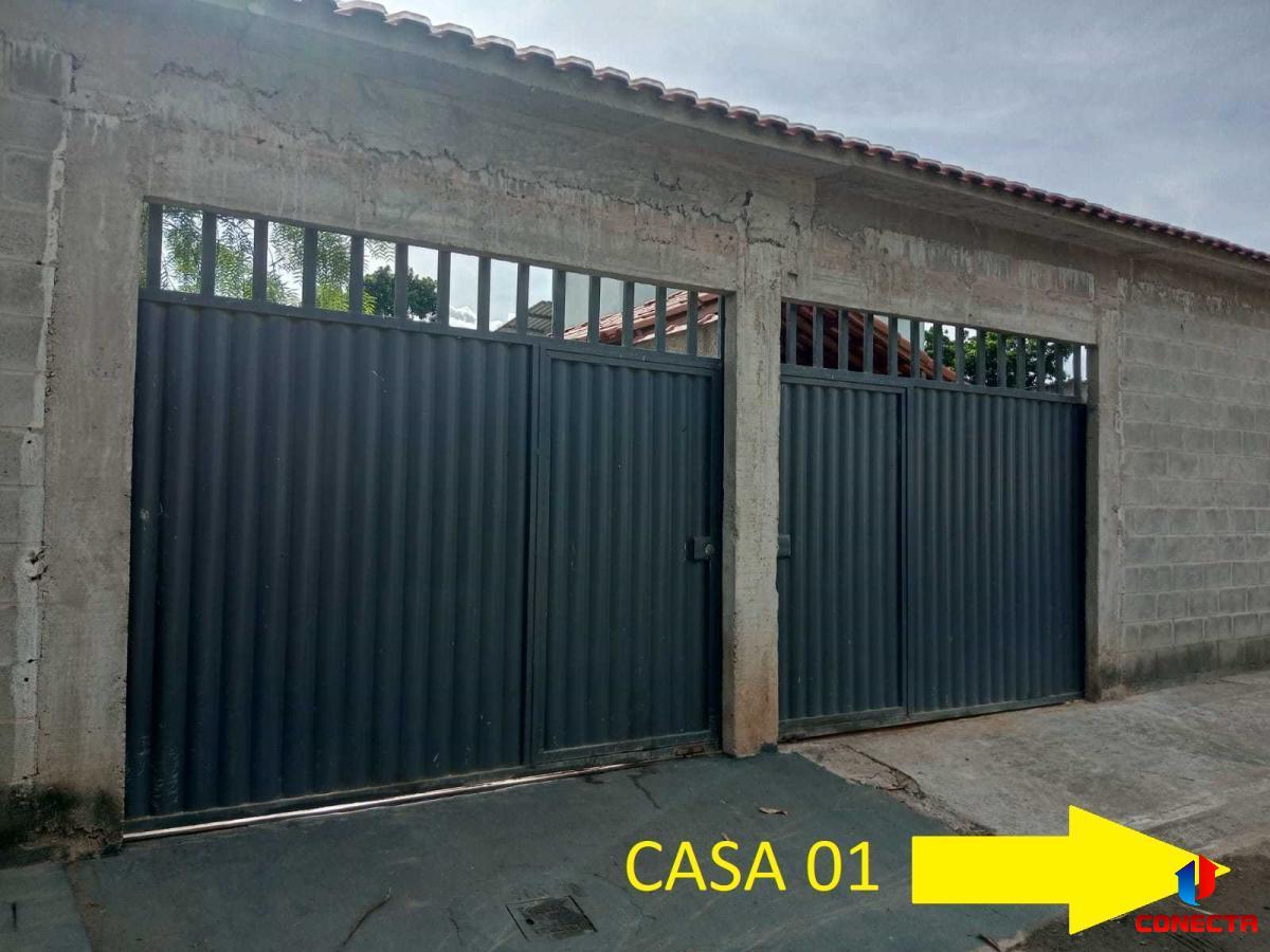 Casa à venda com 2 quartos, 62m² - Foto 2