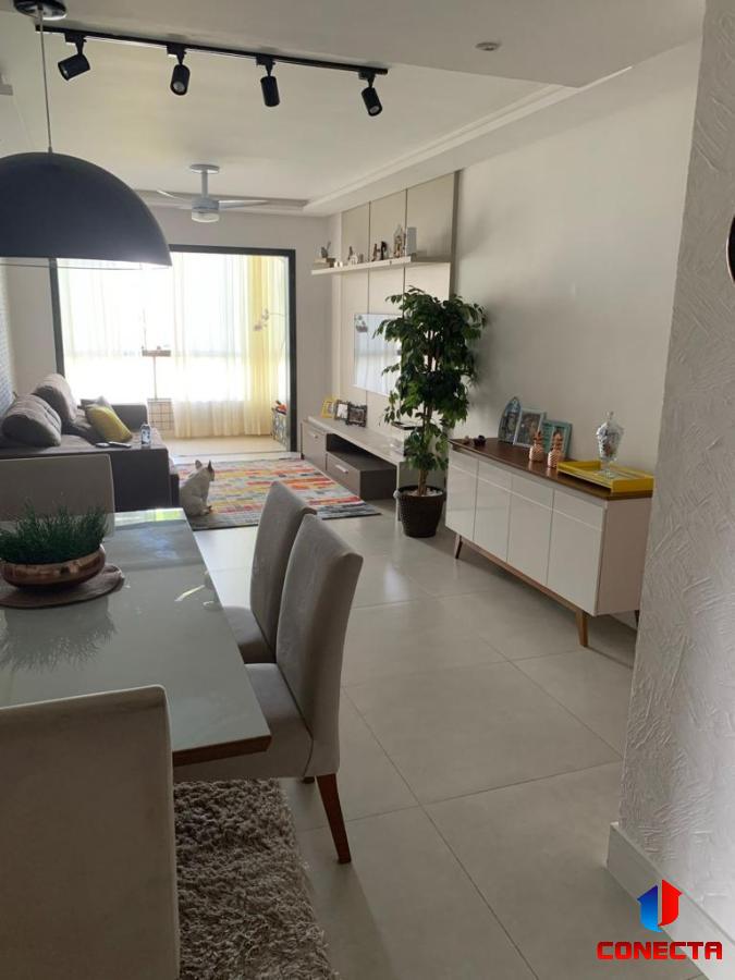 Apartamento à venda com 3 quartos, 116m² - Foto 2