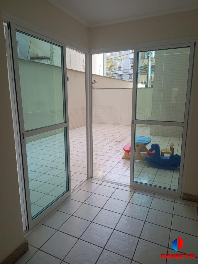 Apartamento à venda com 3 quartos, 117m² - Foto 21