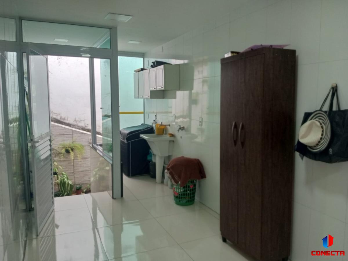 Casa à venda com 3 quartos, 180m² - Foto 12