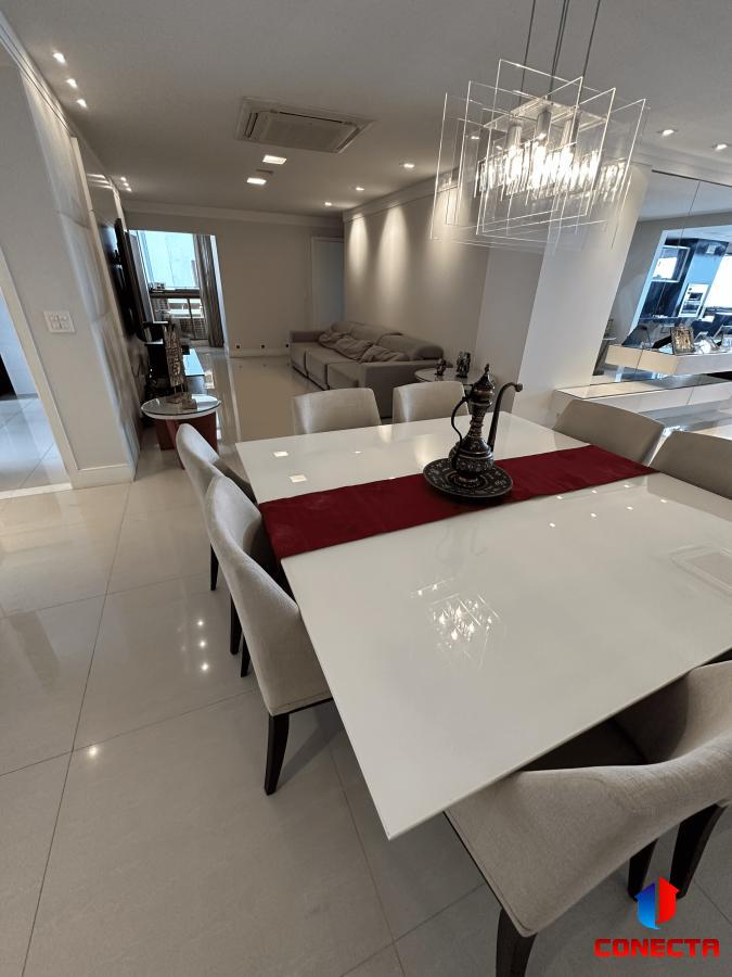 Apartamento à venda com 4 quartos, 273m² - Foto 5