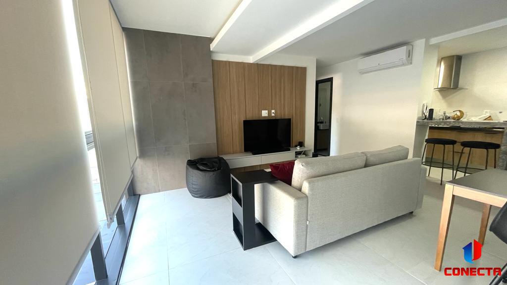 Apartamento à venda com 2 quartos, 66m² - Foto 4