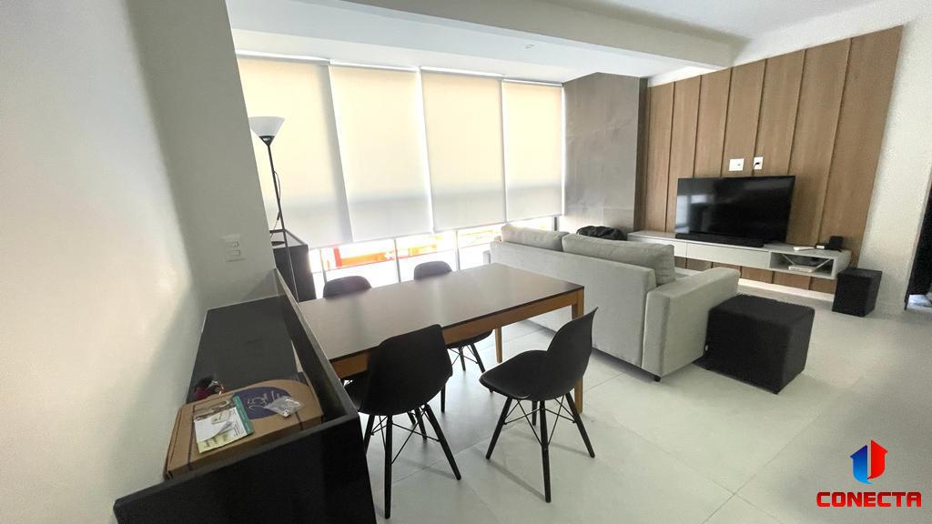 Apartamento à venda com 2 quartos, 66m² - Foto 2