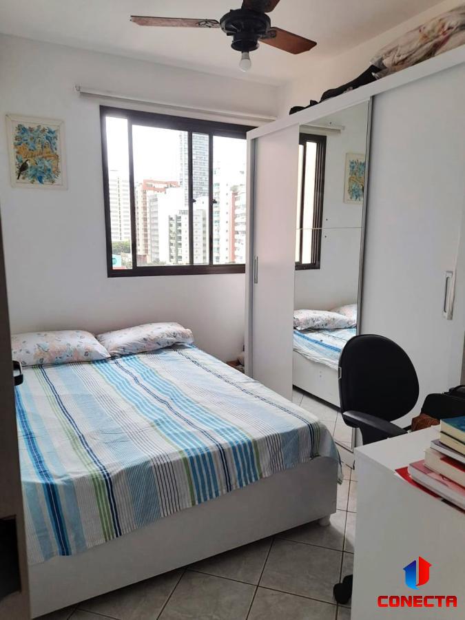 Apartamento à venda com 2 quartos, 85m² - Foto 10