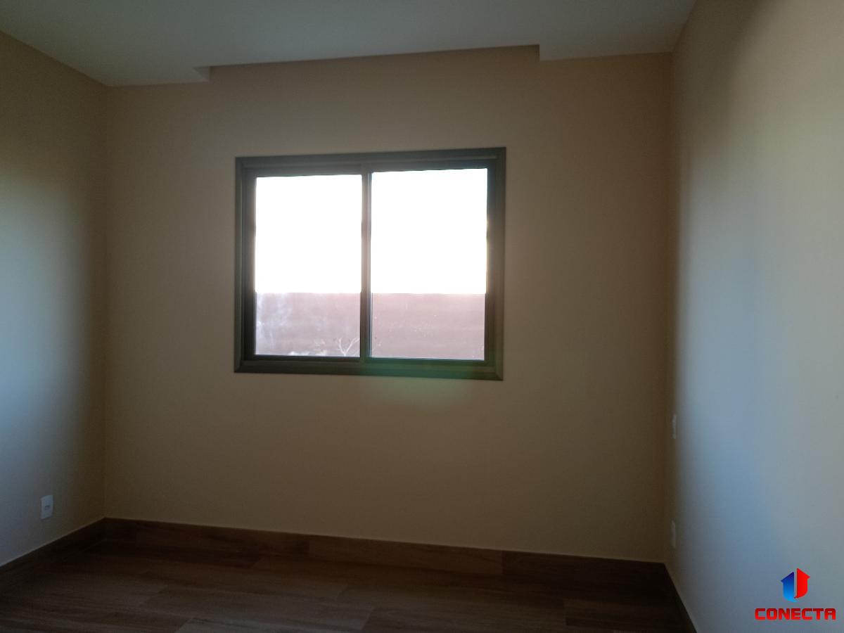 Casa à venda com 4 quartos, 200m² - Foto 27