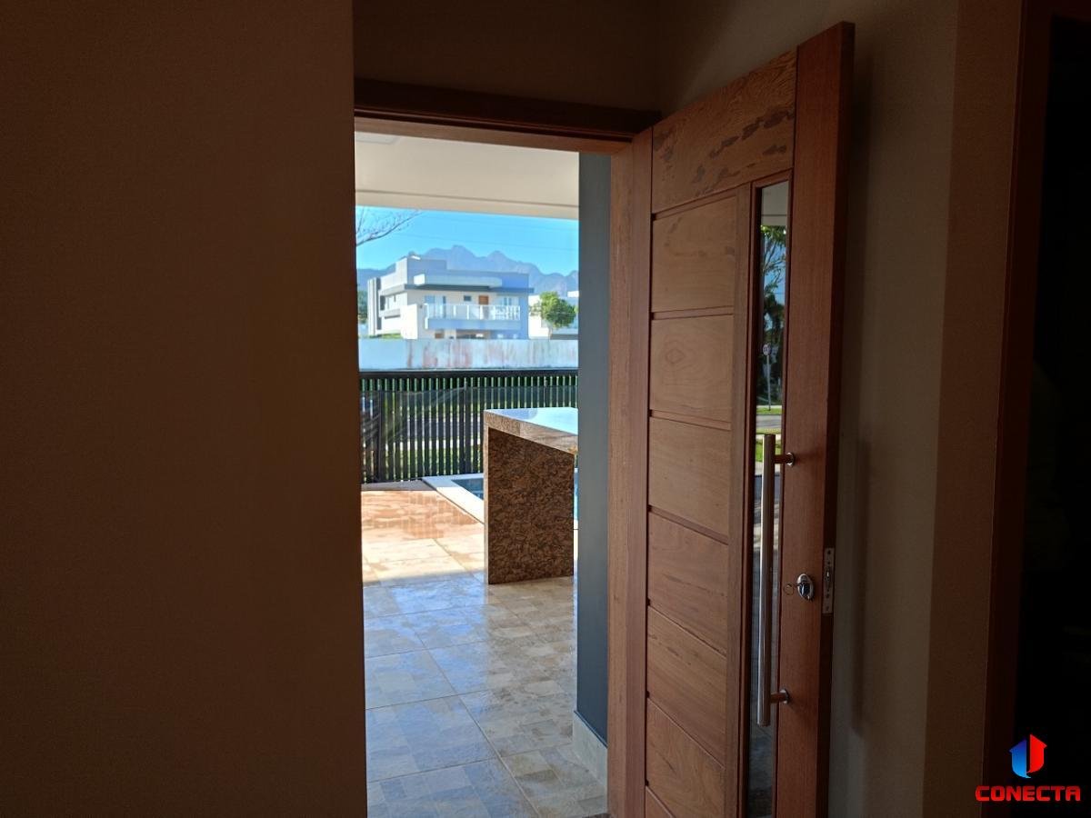 Casa à venda com 4 quartos, 200m² - Foto 7