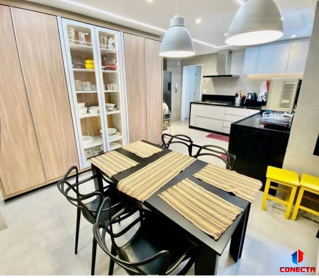 Apartamento à venda com 4 quartos, 230m² - Foto 7