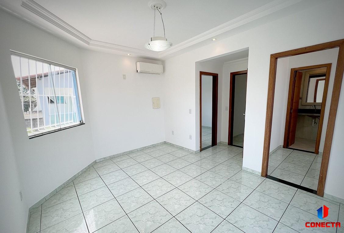 Casa à venda com 5 quartos, 300m² - Foto 29