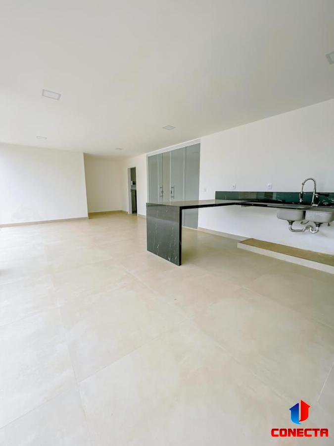 Casa à venda com 4 quartos, 380m² - Foto 32