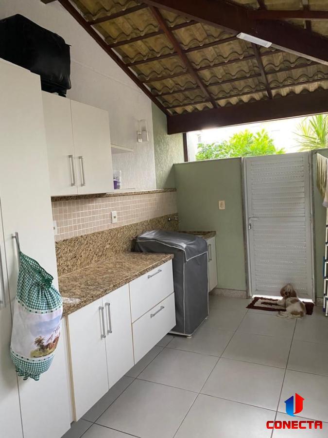 Casa à venda com 4 quartos, 200m² - Foto 11