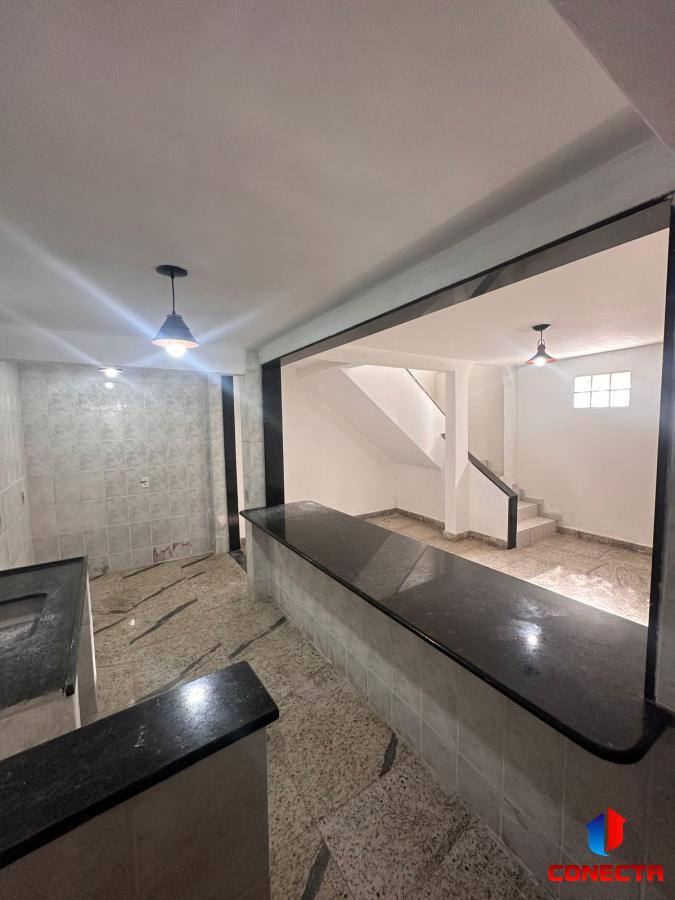 Casa à venda com 4 quartos, 300m² - Foto 7