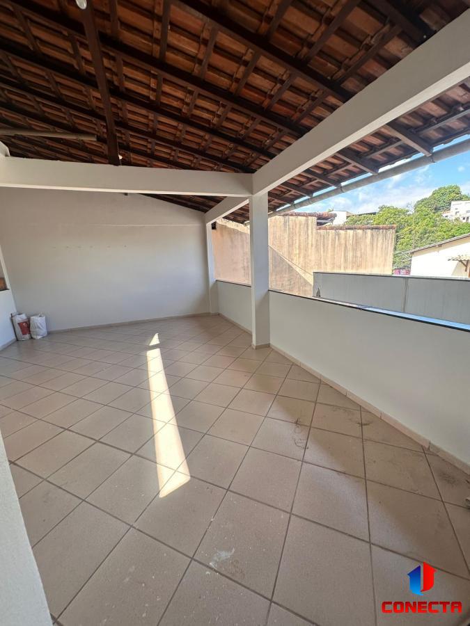 Casa à venda com 4 quartos, 300m² - Foto 10