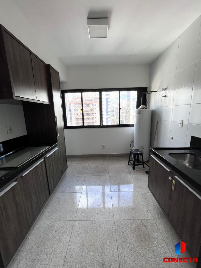 Apartamento à venda com 5 quartos, 270m² - Foto 8