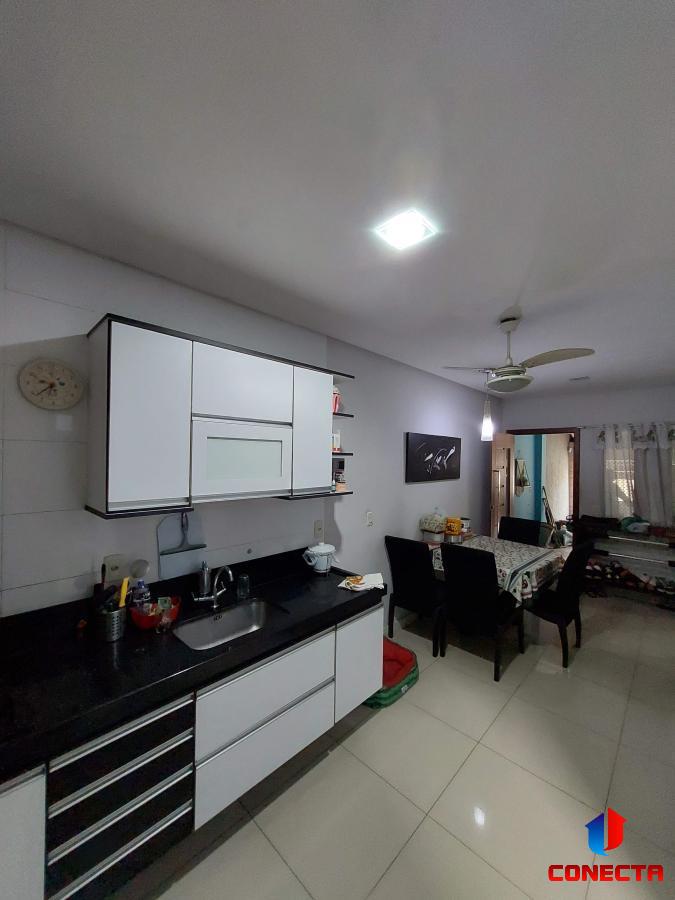 Casa à venda com 3 quartos, 130m² - Foto 14