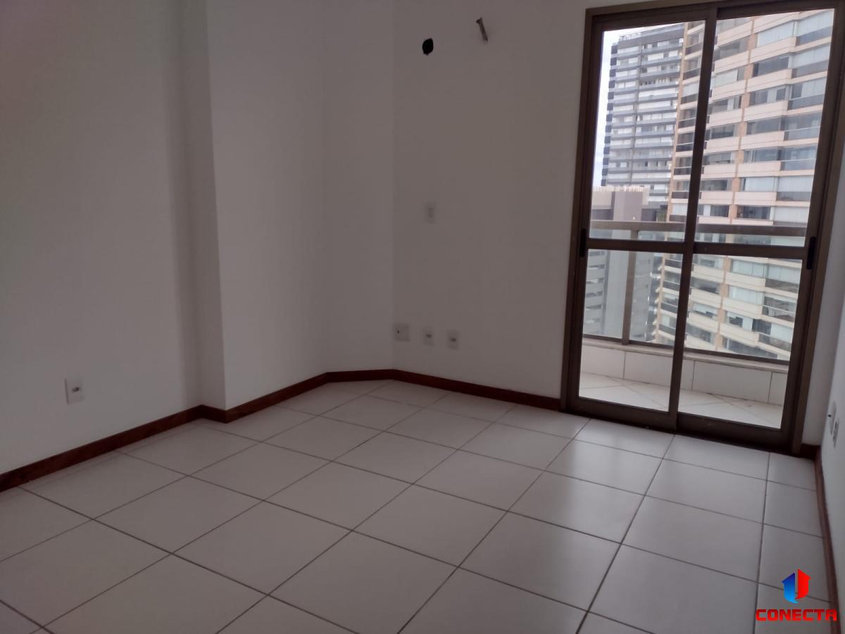 Apartamento à venda com 3 quartos, 220m² - Foto 9