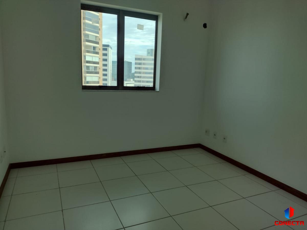 Apartamento à venda com 3 quartos, 220m² - Foto 18