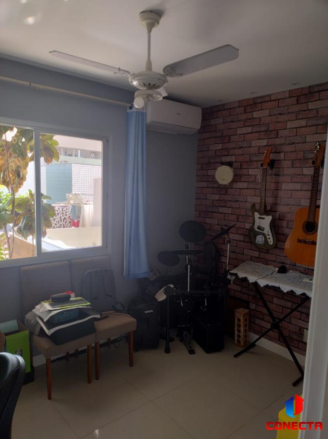 Apartamento à venda com 3 quartos, 130m² - Foto 19