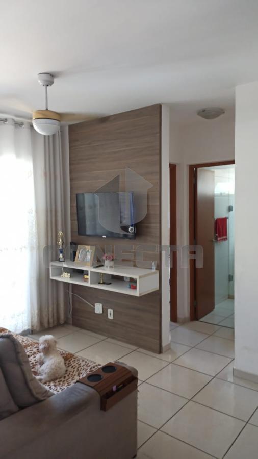 Apartamento à venda com 2 quartos, 48m² - Foto 1