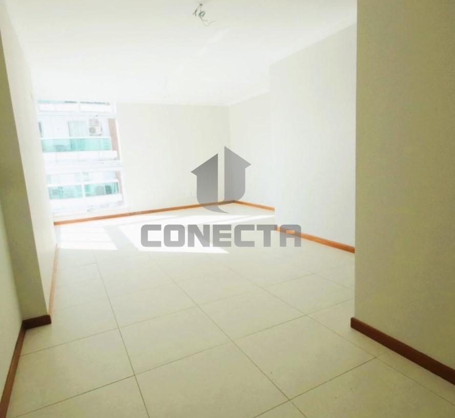 Apartamento à venda com 2 quartos, 69m² - Foto 2