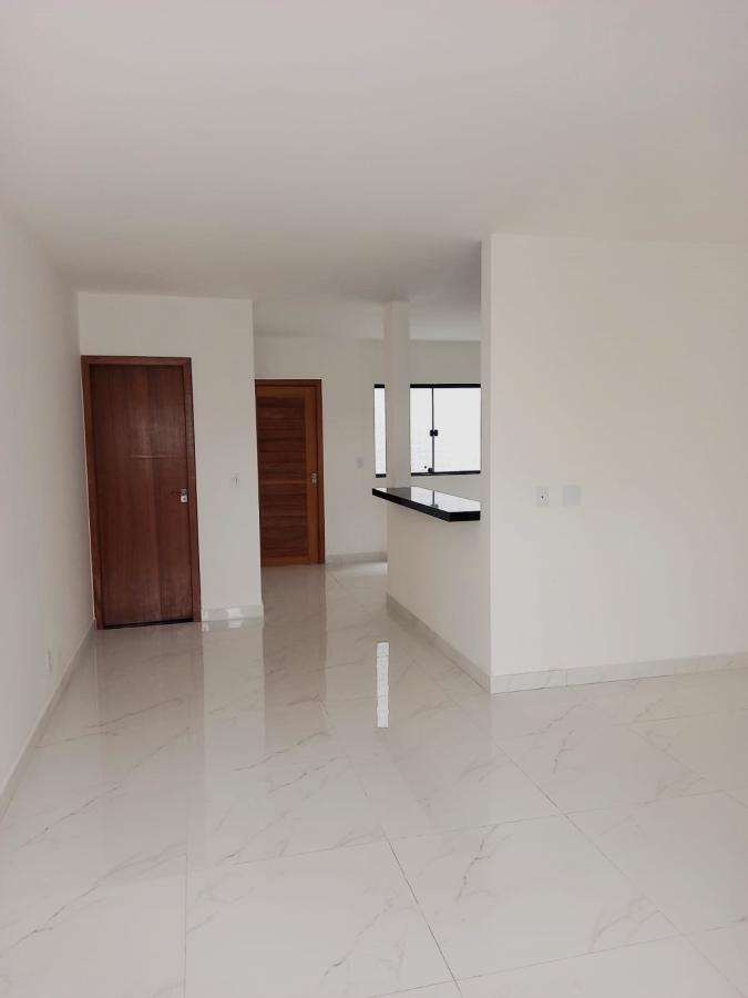 Casa à venda com 3 quartos, 102m² - Foto 4