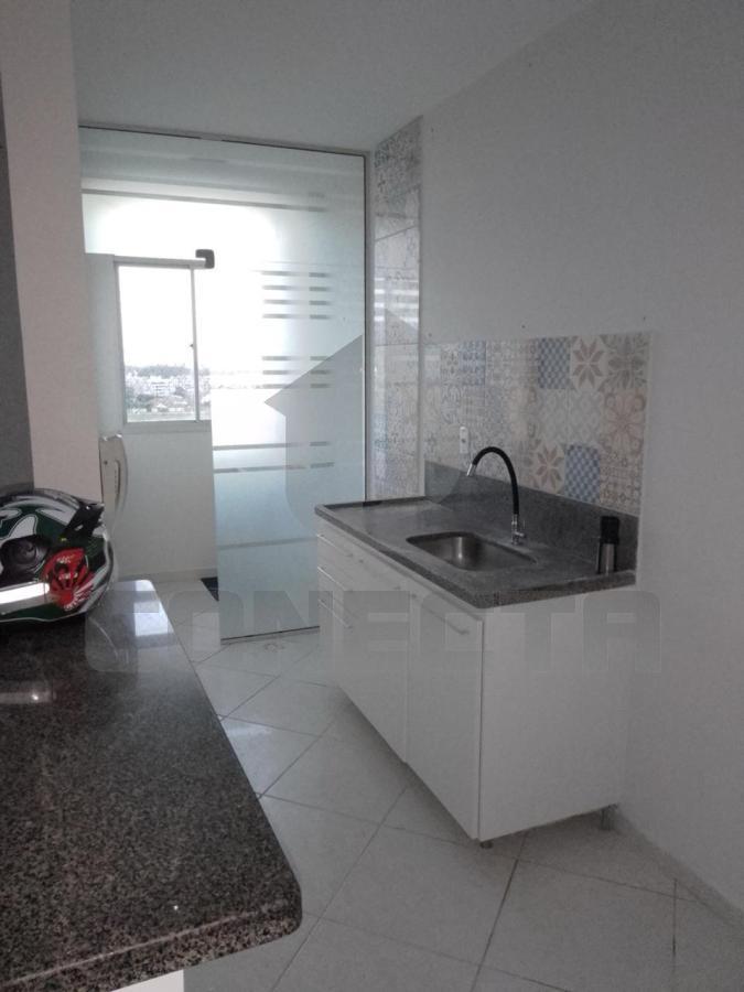 Apartamento à venda com 3 quartos, 80m² - Foto 3