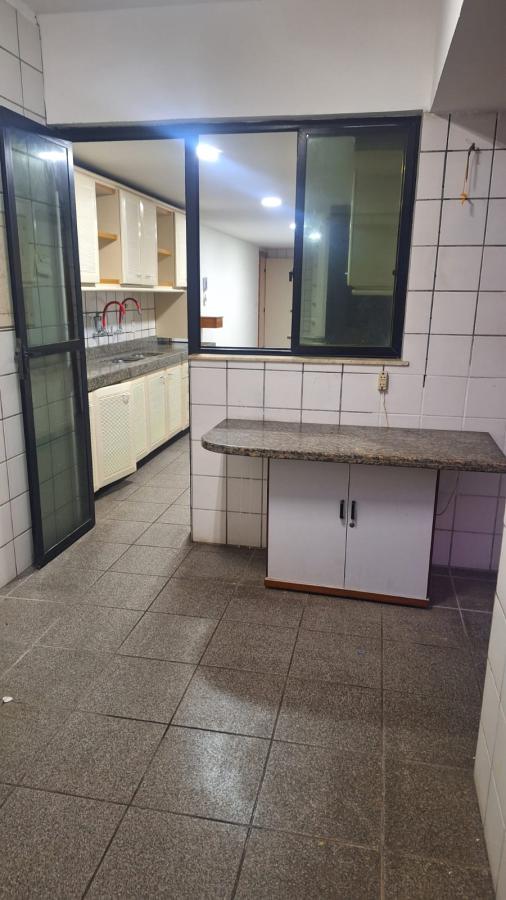 Apartamento à venda com 4 quartos, 272m² - Foto 21