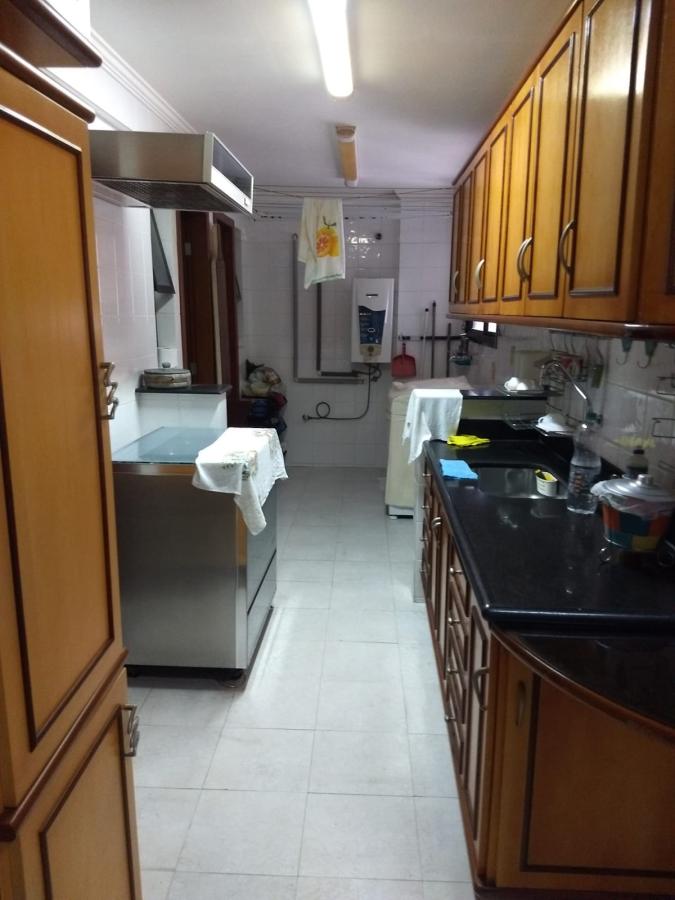 Apartamento à venda com 3 quartos, 132m² - Foto 8