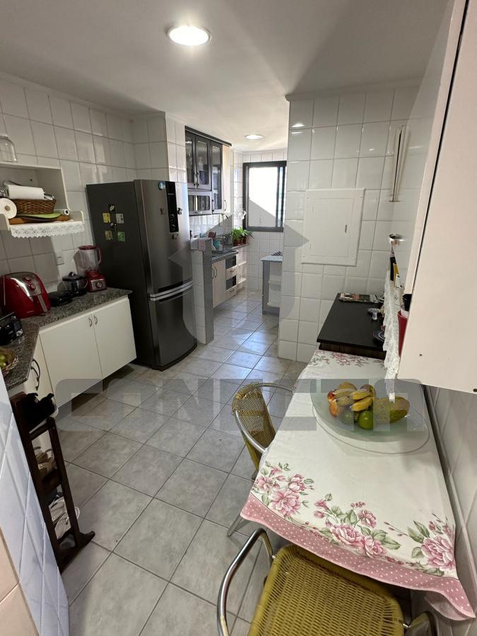 Apartamento à venda com 3 quartos, 115m² - Foto 25