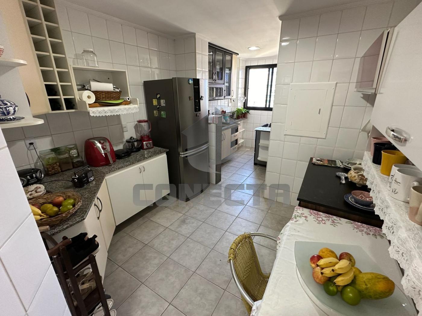 Apartamento à venda com 3 quartos, 115m² - Foto 28