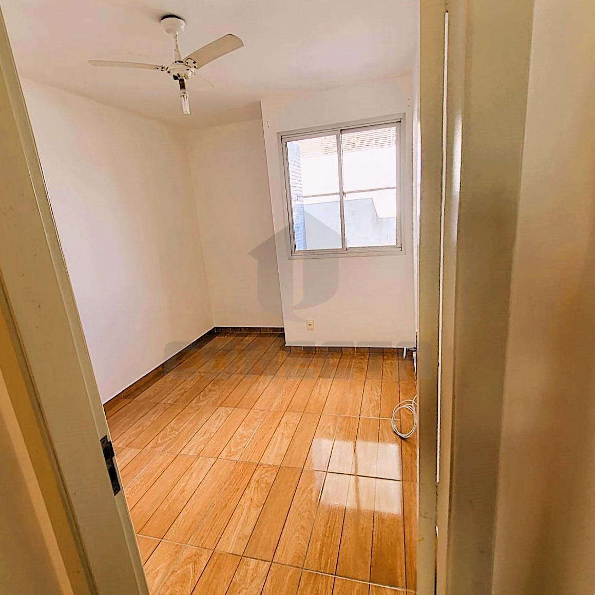 Apartamento à venda com 2 quartos, 60m² - Foto 1