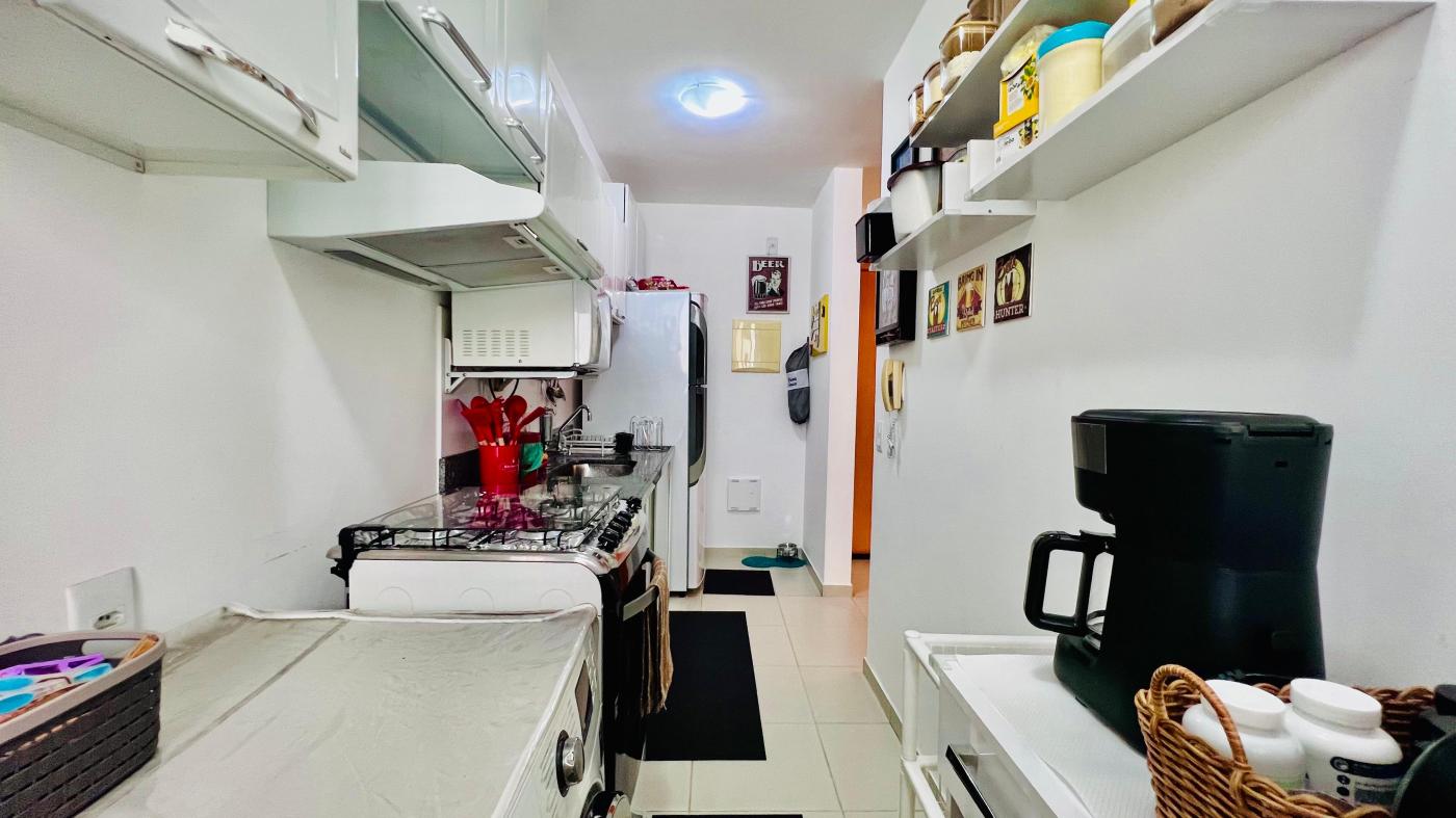 Apartamento à venda com 2 quartos, 57m² - Foto 18