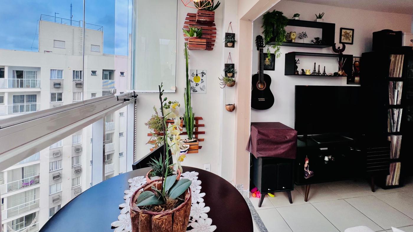 Apartamento à venda com 2 quartos, 57m² - Foto 7