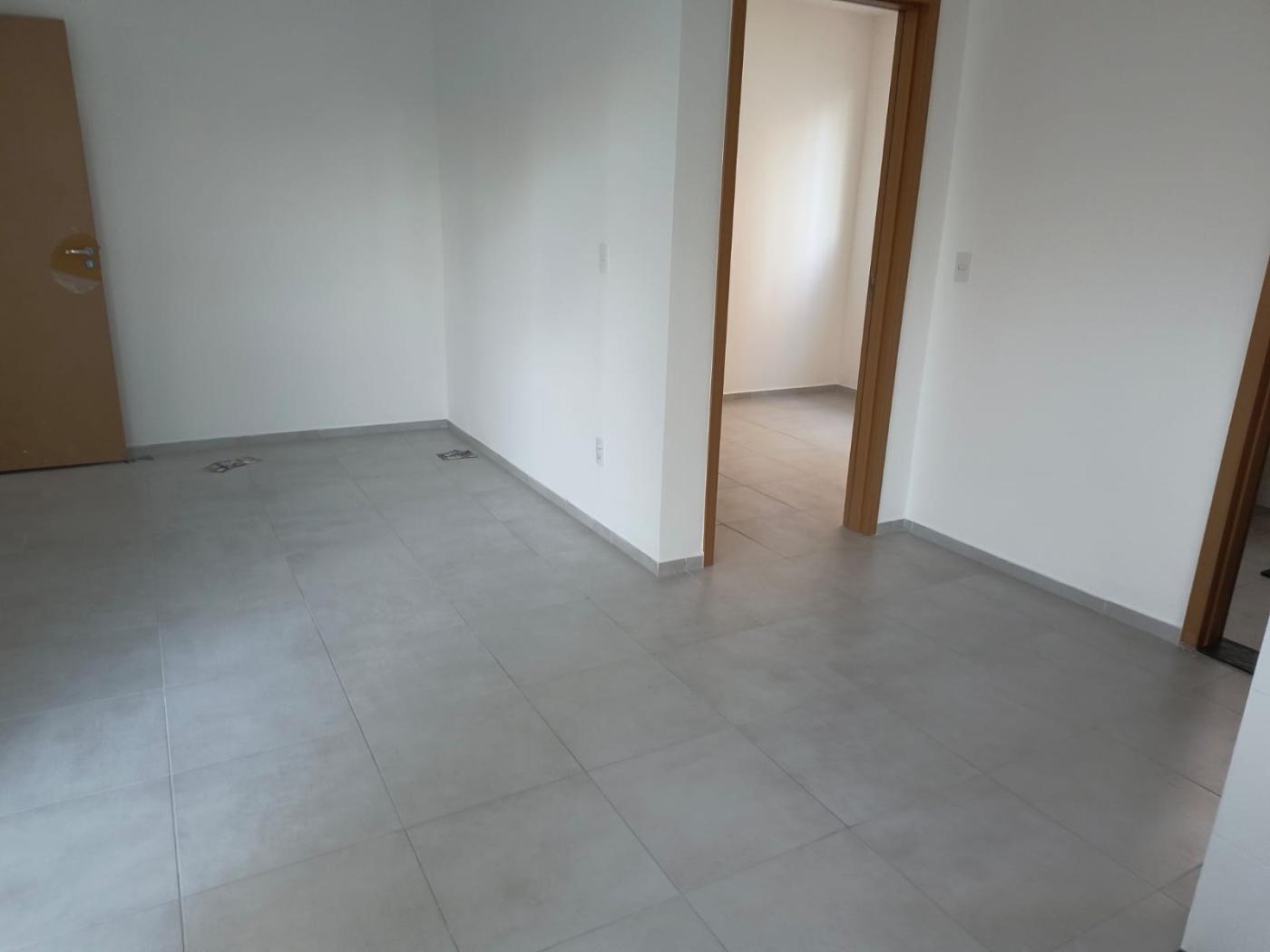 Apartamento à venda com 2 quartos, 50m² - Foto 4