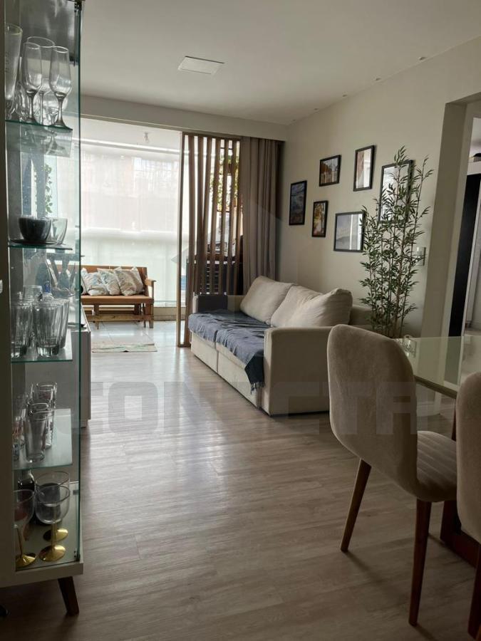 Apartamento à venda com 2 quartos, 65m² - Foto 3