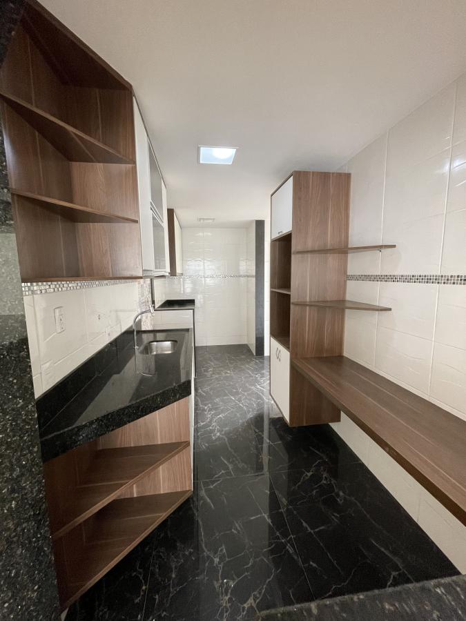 Apartamento à venda com 2 quartos, 65m² - Foto 9