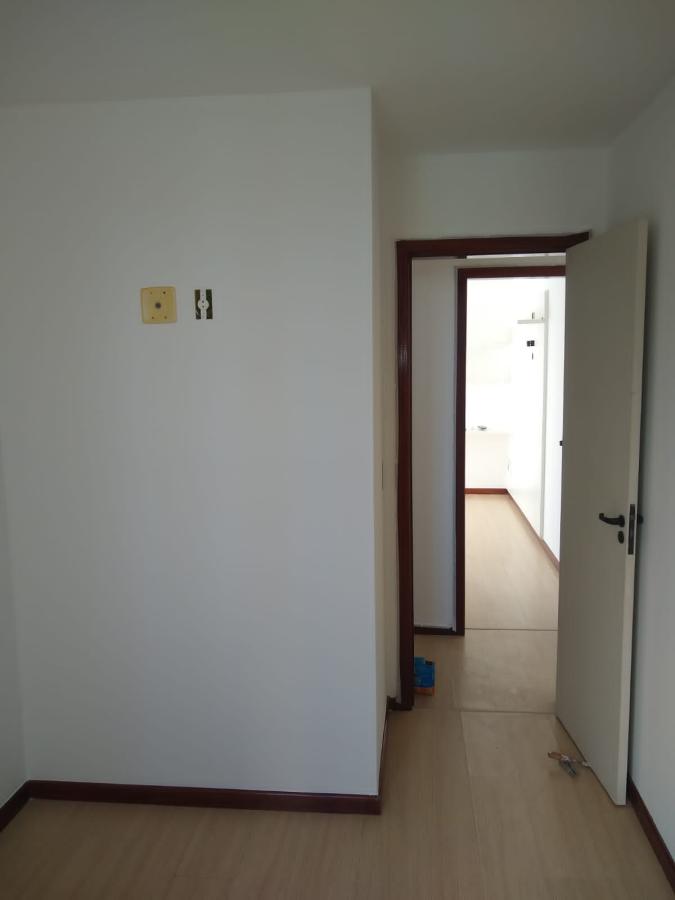 Apartamento à venda com 2 quartos, 65m² - Foto 18