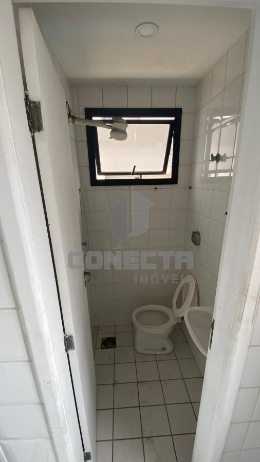 Apartamento para alugar com 4 quartos, 285m² - Foto 7