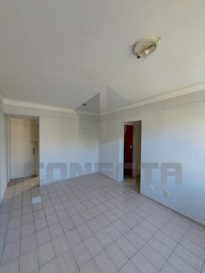 Apartamento à venda com 3 quartos, 68m² - Foto 2