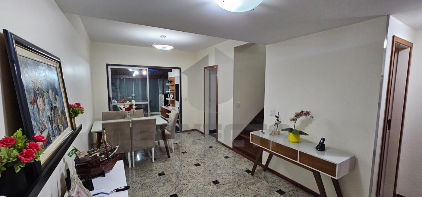 Casa à venda com 4 quartos, 140m² - Foto 4