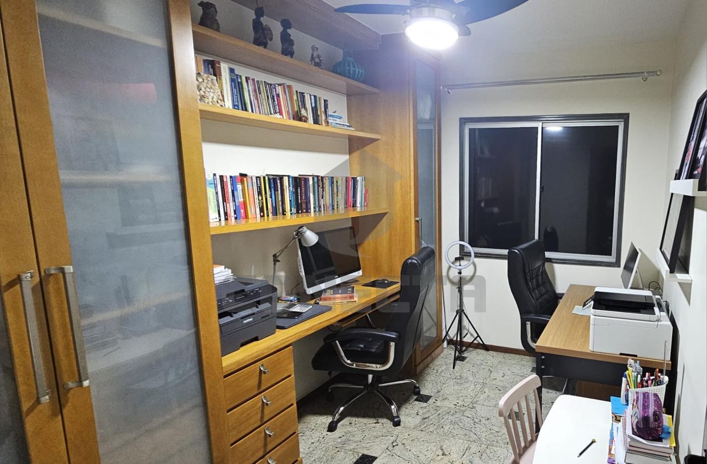 Casa à venda com 4 quartos, 140m² - Foto 13