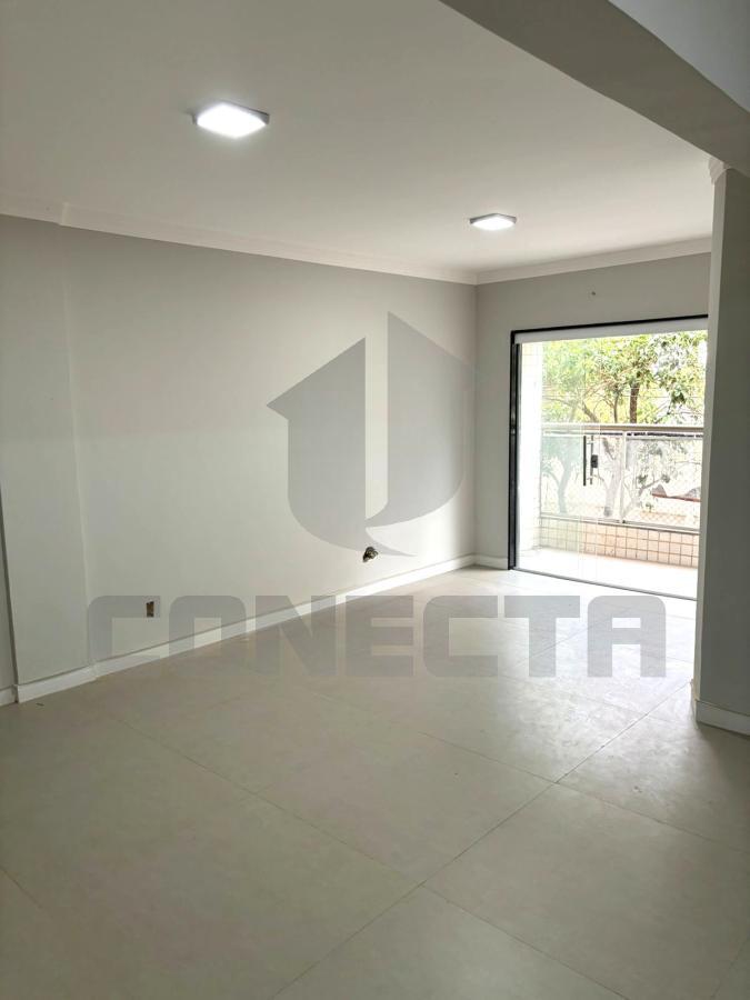 Apartamento à venda com 3 quartos, 115m² - Foto 2