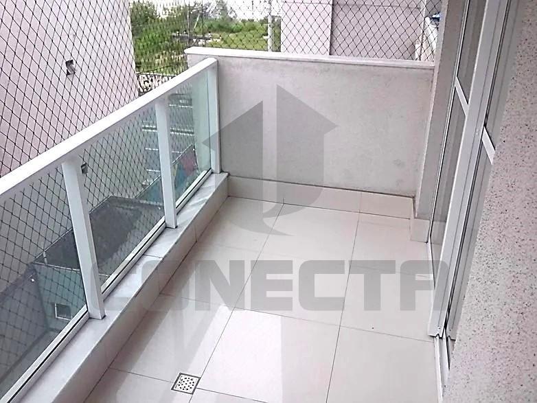 Apartamento à venda com 2 quartos, 70m² - Foto 2