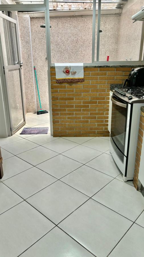 Apartamento à venda com 3 quartos, 160m² - Foto 11