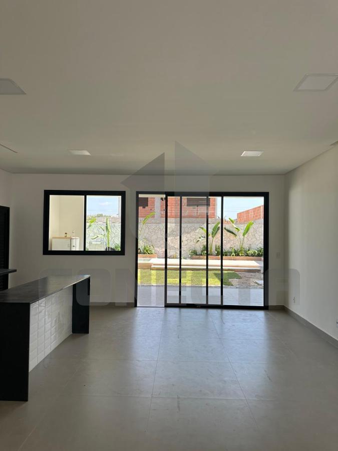 Casa à venda com 4 quartos, 360m² - Foto 3